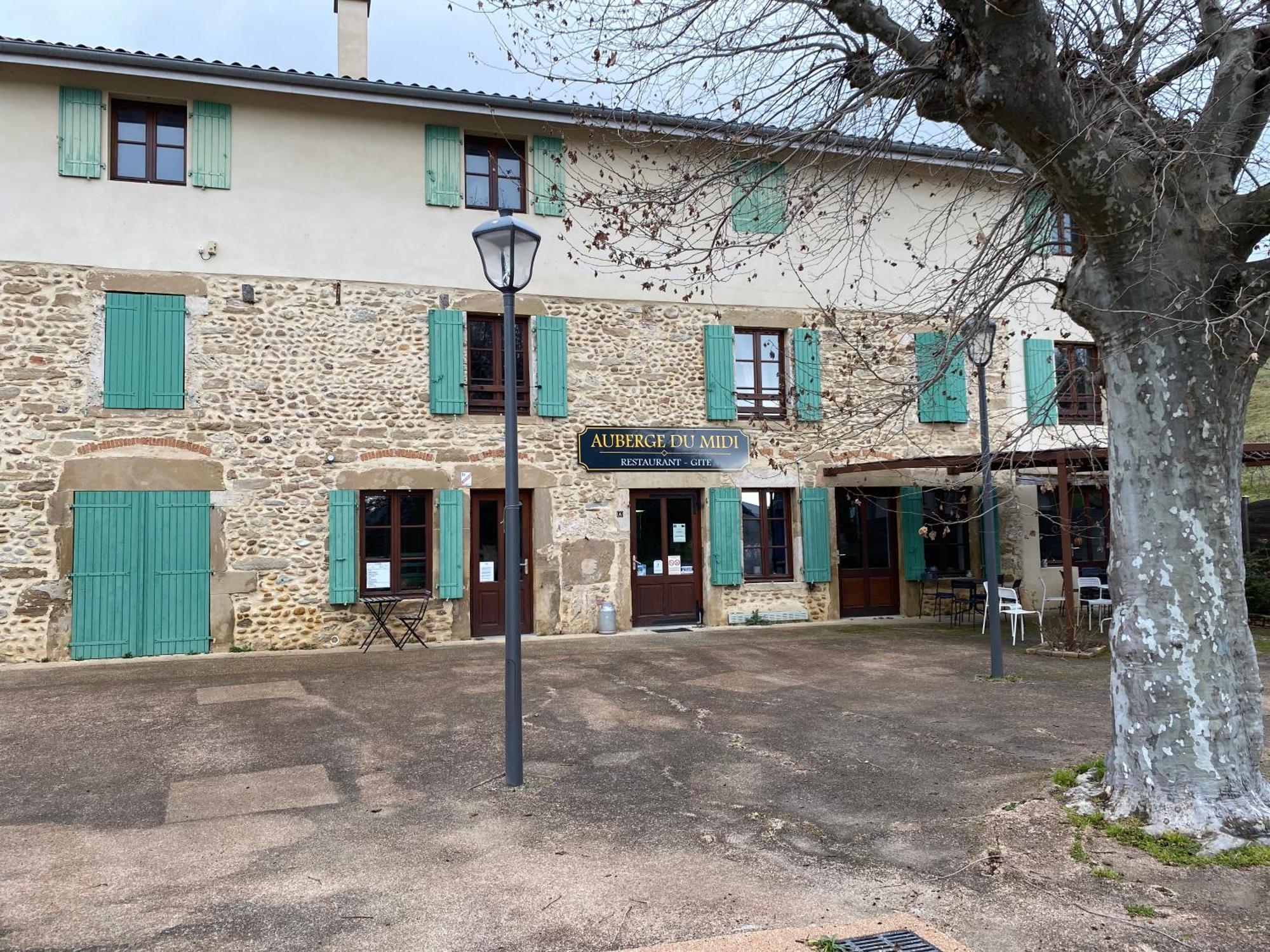 Gîte - Auberge du Midi Saint-Antoine  Extérieur photo